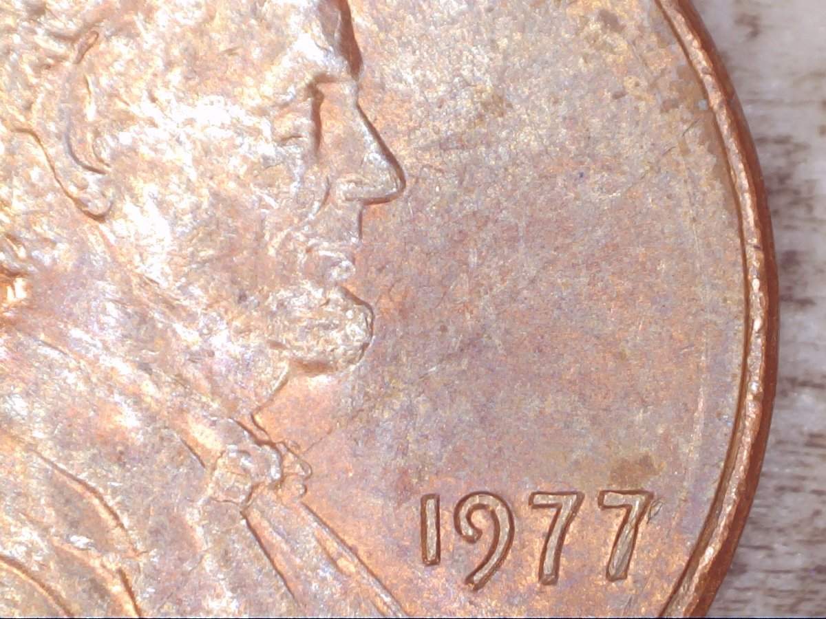 Post-A-Coin-Or-Medal-With-A-Die-Crack!