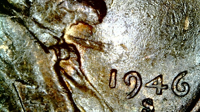 1946-S-LWC-Is-This-A-Struck-Through-Error-In-Front-Of-Lincoln's-Neck?