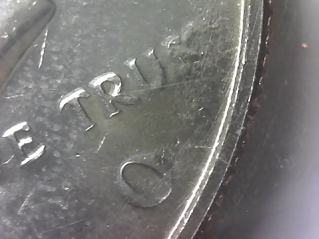2000-P-Mintset-Kennedy-Half-Struck-Through,-Die-Chip-On-MM-And-Gauge-On-Face