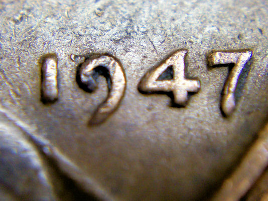 1952-D-And-1947-Lincoln-Wheat-Cents