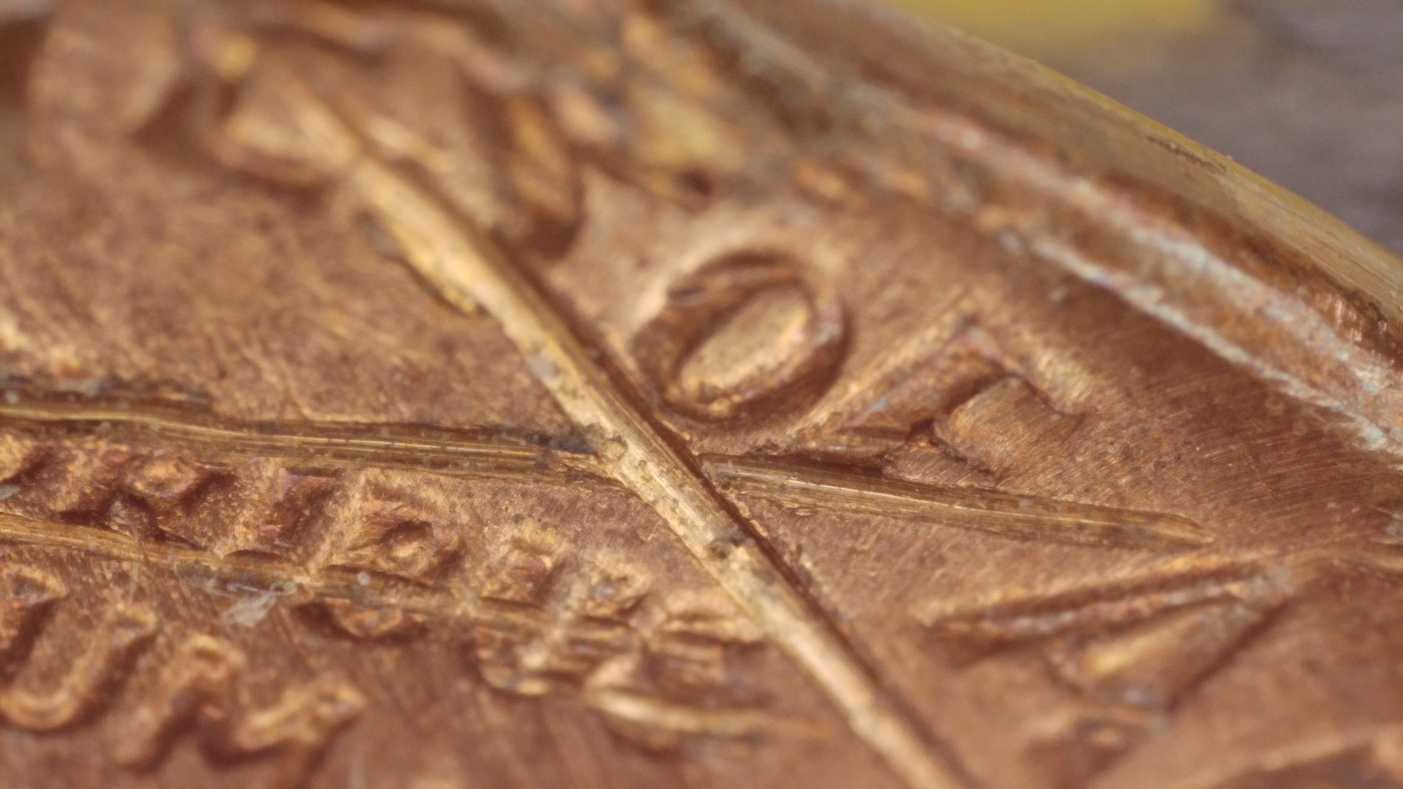 Help-With-1979-P-Lincoln-Cent-Struck-Through,-Planchet-Error,-Or?-Off-Center