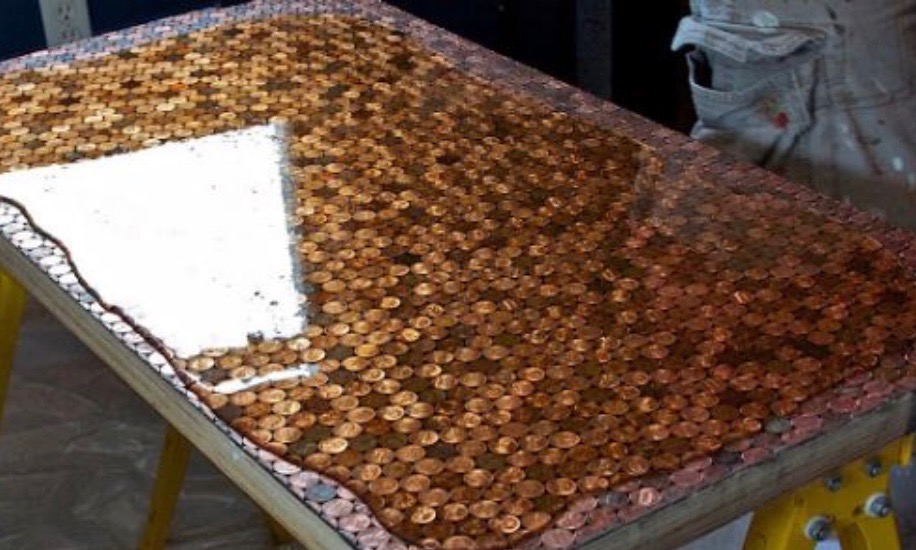 2017-P-LSC-The-Coin-Is-Smooth-As-Glass.glue?