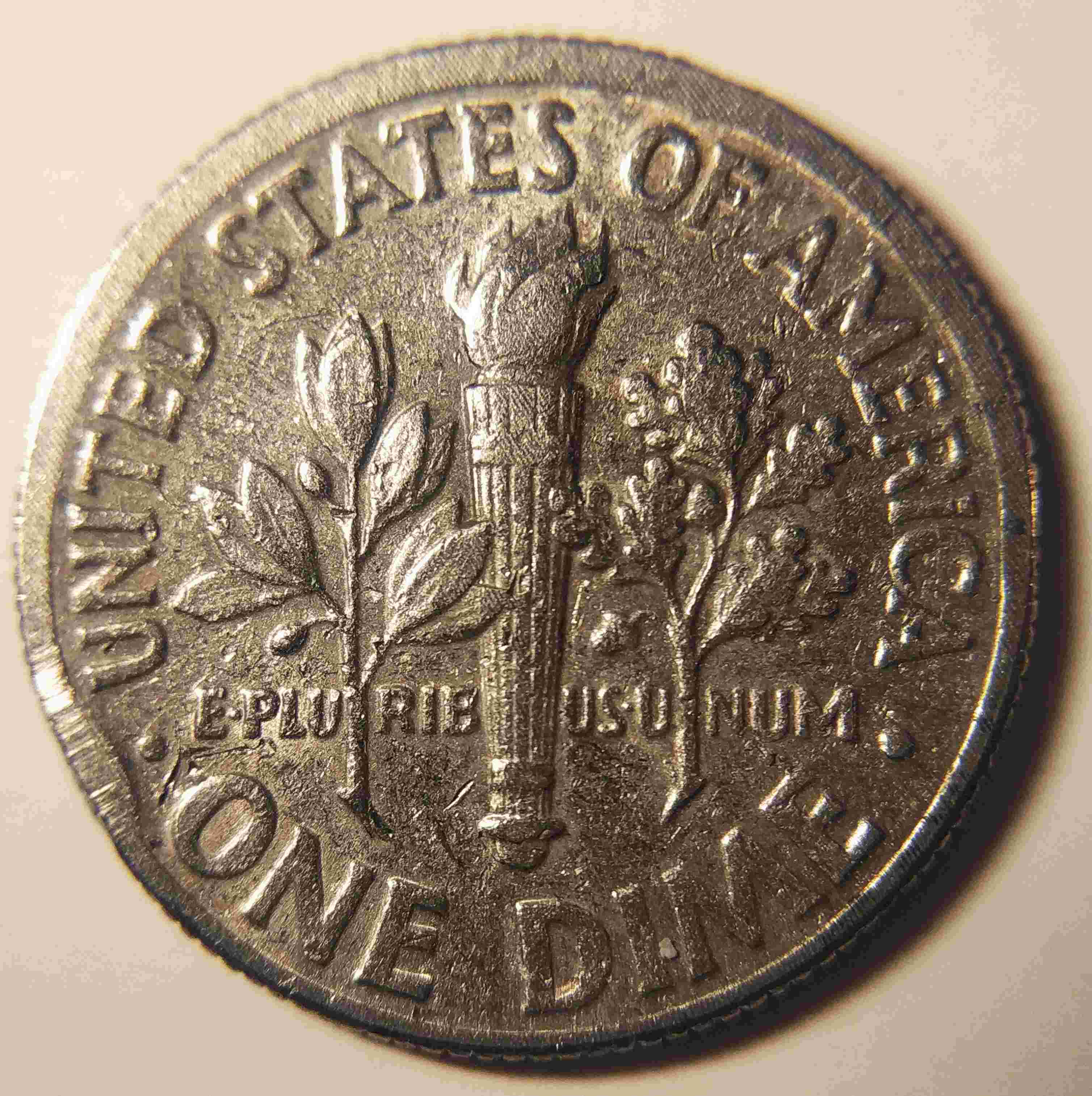 2013-P-Roosevelt-Dime-With-Checkered-Pattern-Lower-Flattened-Rim