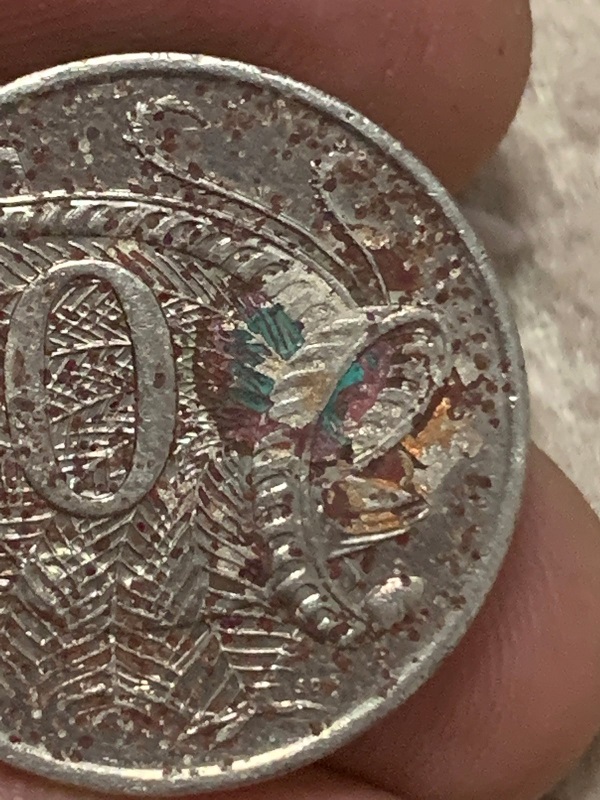 10c-Aust-2013-...oddly-Painted-On-Both-Sides-Of-The-Coin-....maybe-?