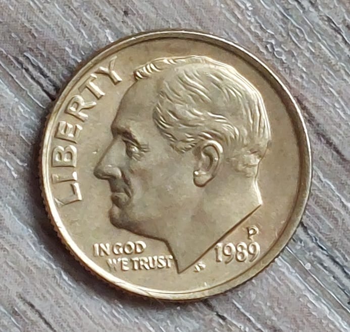 1989-Dime-1989-P-Yellowish