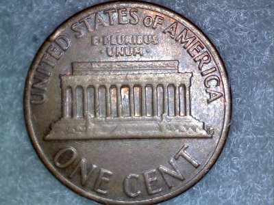 1975-Lincoln-Cent,-Has-A-Bad-Case-Of-Puffy,-Or?