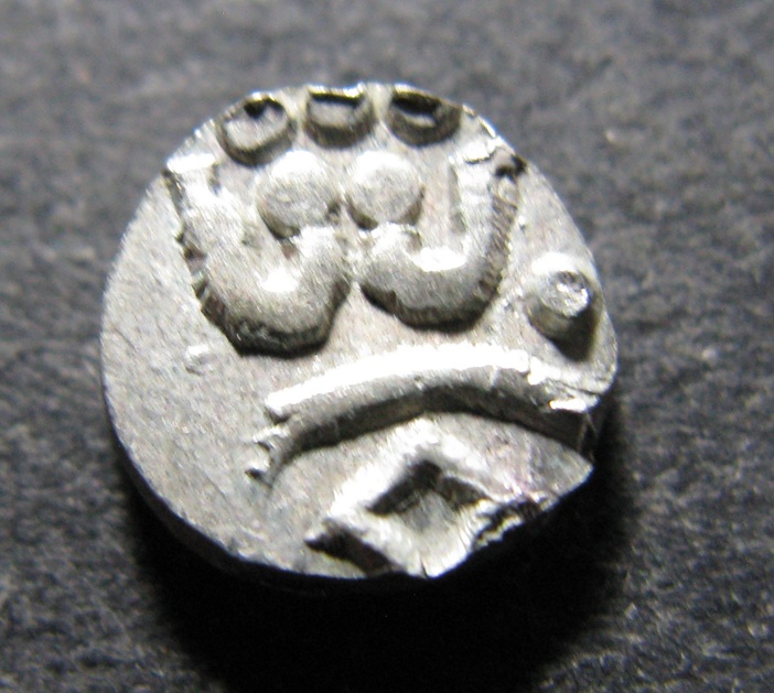 Three-Tiny-India-Princely-State-Coins-For-ID