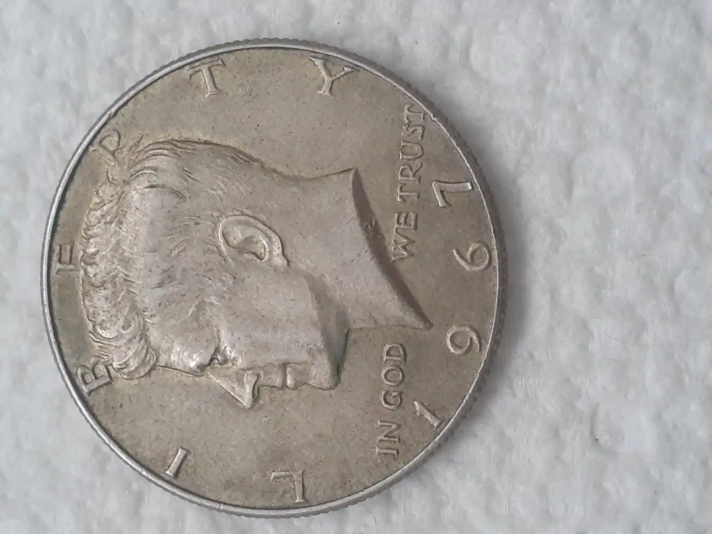 1967-Kennedy-Half-Dollar-Weighs-11.8g