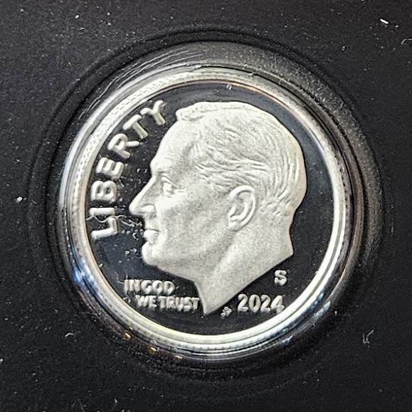 Help-Understanding-The-Yellowing-On-A-2024-Proof-Coin