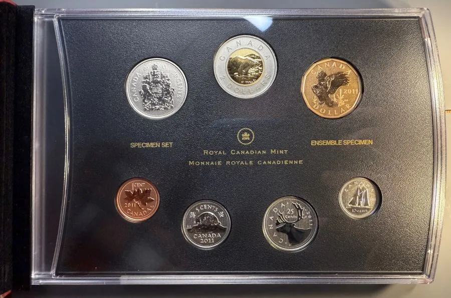 For-Sale:-2011-Canada-Specimen-Sets