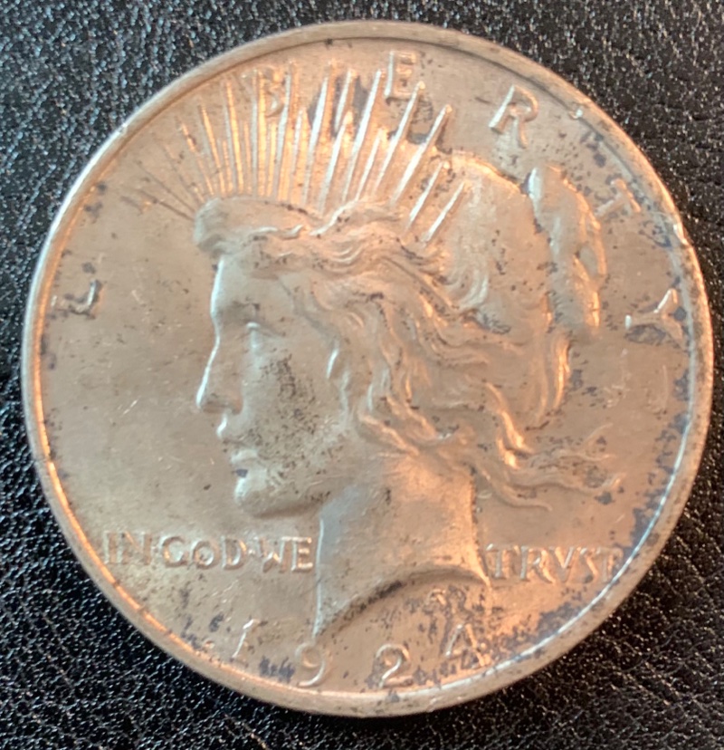 1921-Peace-Dollar-For-Grading---Contrast-With-1924