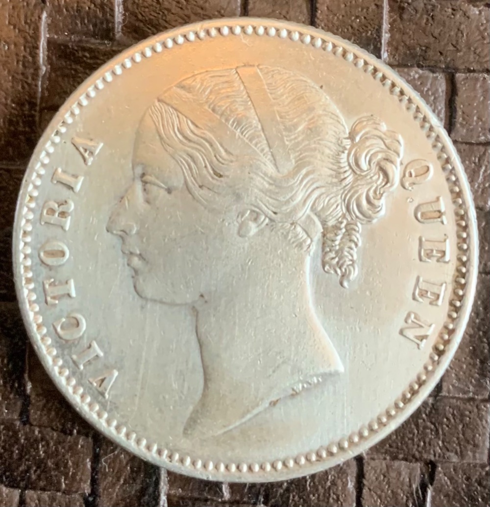 British-East-India-Co.-Rupee-1840---Something-Off?