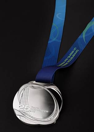 Commems-Collection-Canadian:-2011-Rick-Hansen-25th-Anniversary-Relay-Medallion