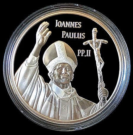 Commems-Collection-Canadian:-2005-Pope-John-Paul-II-Silver-$10---Coin-2-/-4