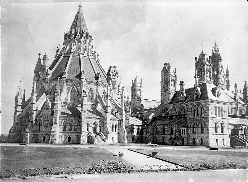Commems-Collection-Canadian:-1976-Library-Of-Parliament-Centennial---Silver-Dollar