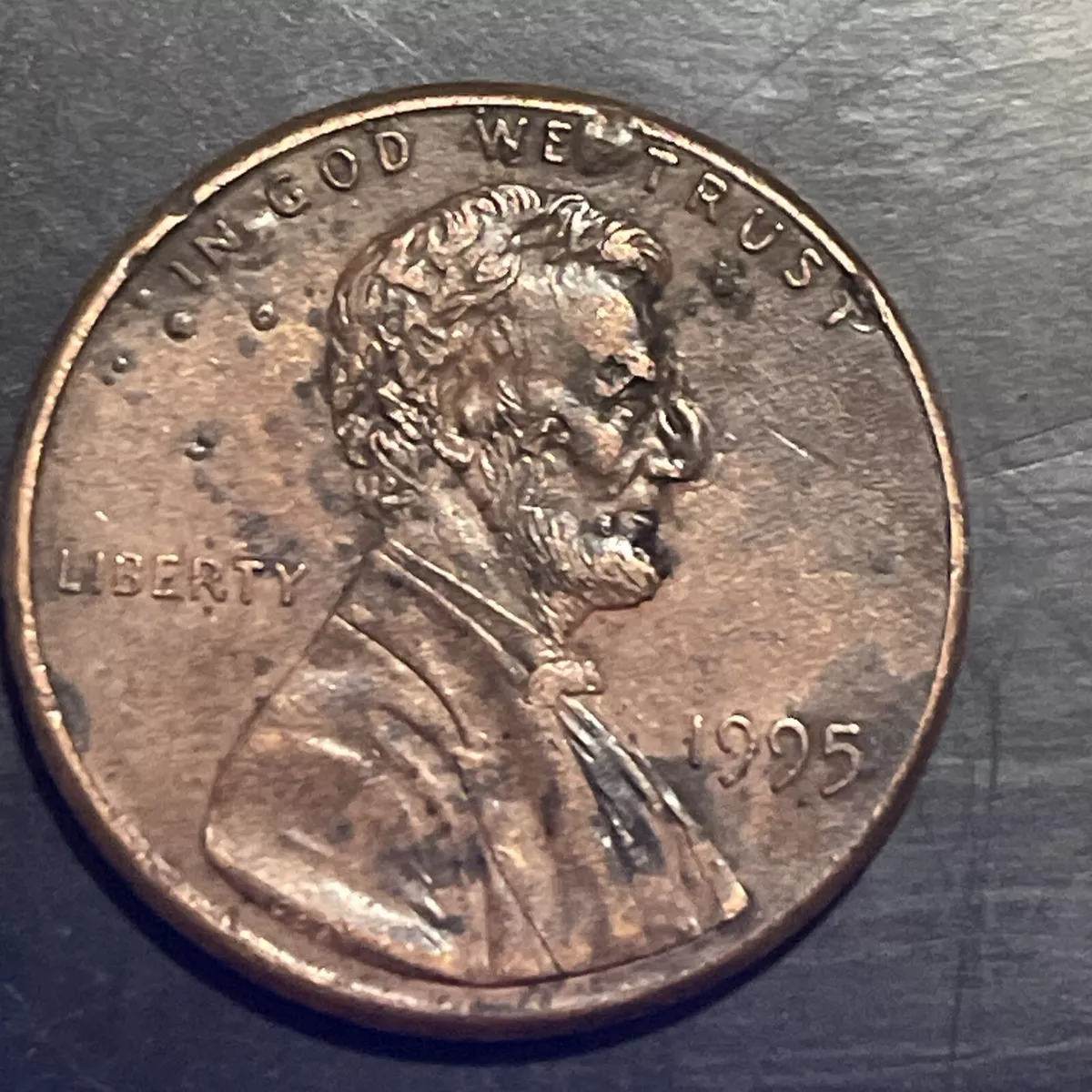 2005-Lincoln-No-Mint-Mark?-Memorial
