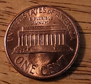 1990-No-Mint-Mark-Penny,-Odd-Error-And-Possibly-A-Fingerprint?
