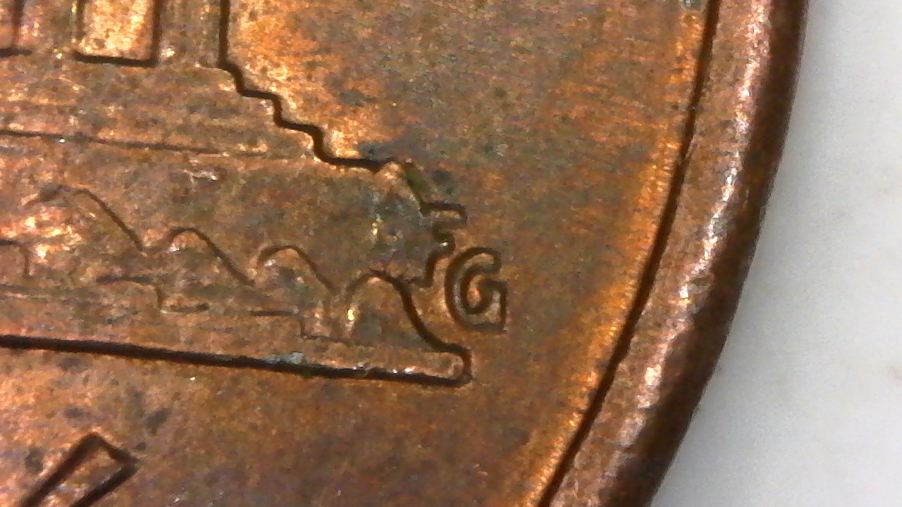 1992-LMC-With-A-Couple-Die-Chips-On-Reverse