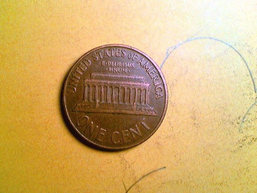 1999-Penny-With-Possible-Die-Chip-Indate