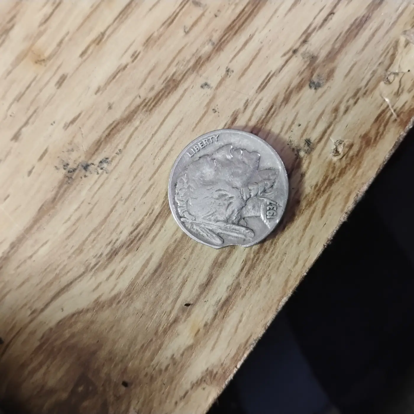 1937-Buffalo-Nickel-No-Mint-Mark-Piece-Missing-From-Side