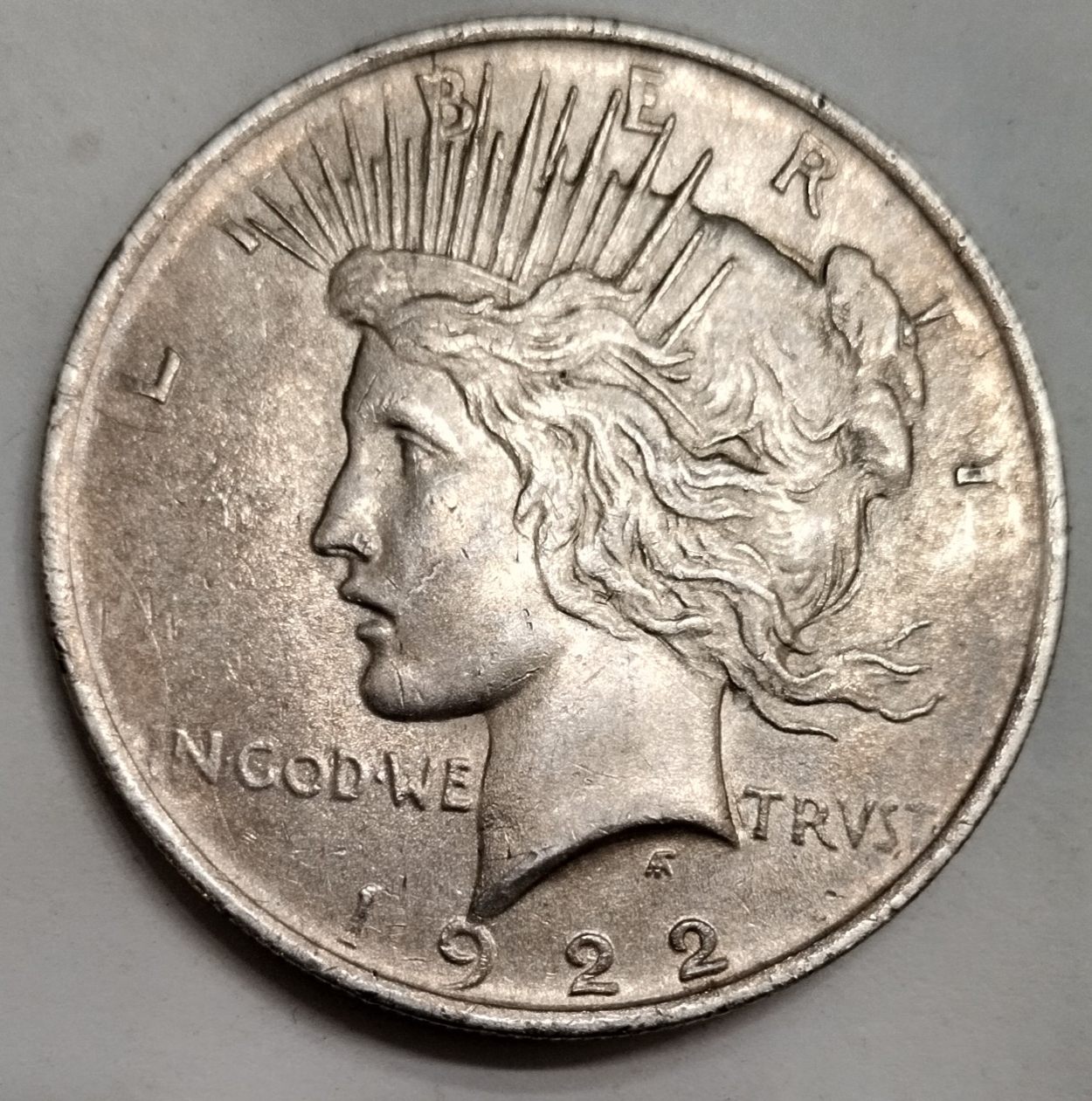 1922-Peace-Dollar-For-Grading