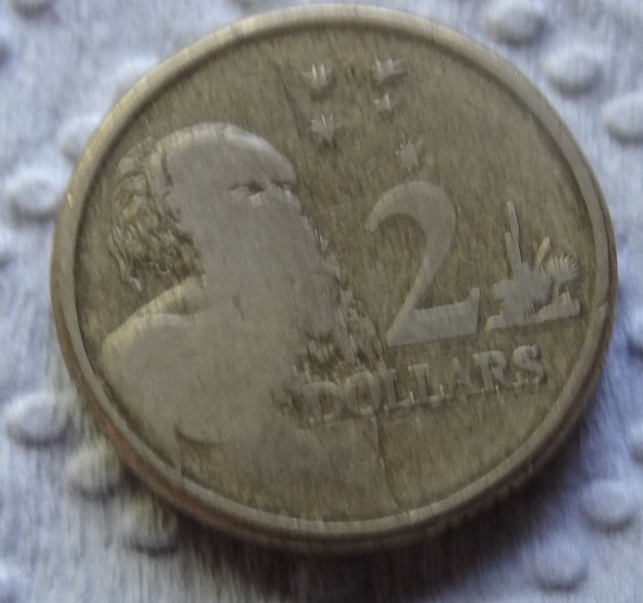 Australian-$2-Coin-2009-Faceless-Aborigine-Error?