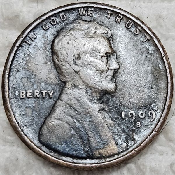 Looking-Back-Into-The-Pictures-Of-My-1909-S-Lincoln-Cent
