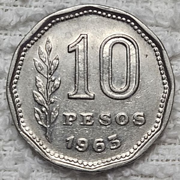 Post-Your-Coins-And-Medals-That-Depict-A-Statue