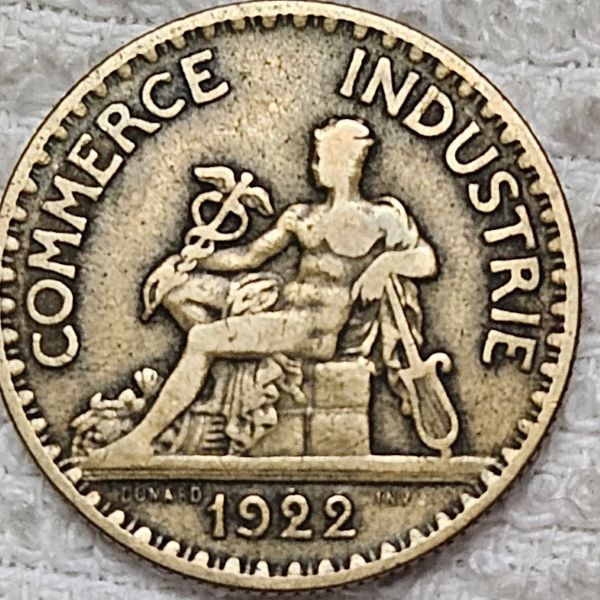 Post-Your-Coins-And-Medals-That-Depict-A-Statue