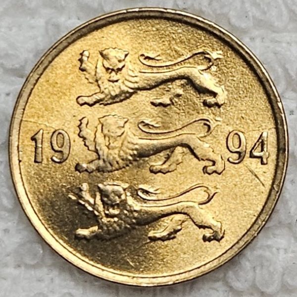 Post-A-Coin-Or-Medal-With-A-Die-Crack!