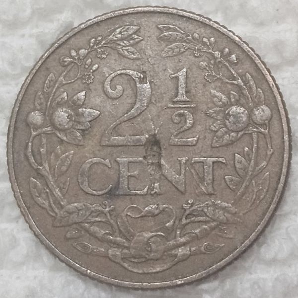 Bring-Out-Your-KM#5-Or-Y#5-Coins-For-Show-&-Tell