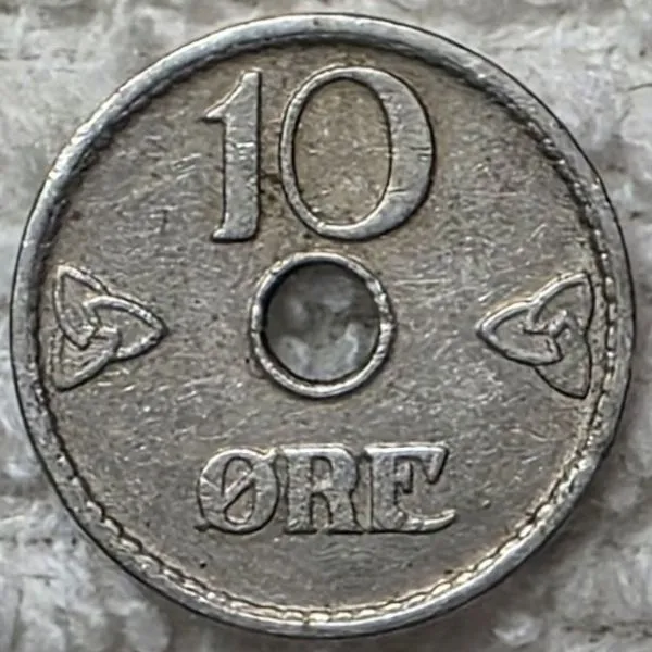 Post-Your-Coins-With-Coats-Of-Arms,-Shields,-Crests,-Crowns,--Etc.