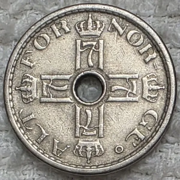 Post-Your-Coins-With-Hats