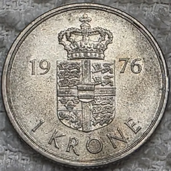 Post-Your-Coins-With-Hats
