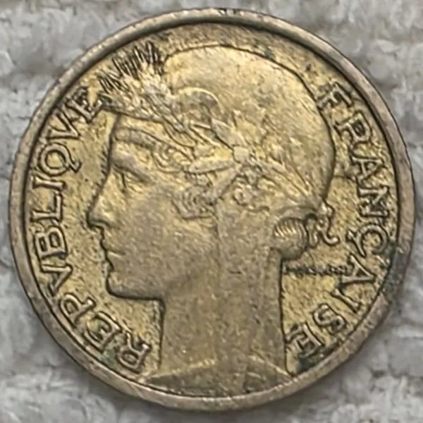 Post-Your-Coin-Or-Medal-With-Flora