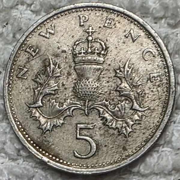 Show-Your-Coins-With-Fruit.
