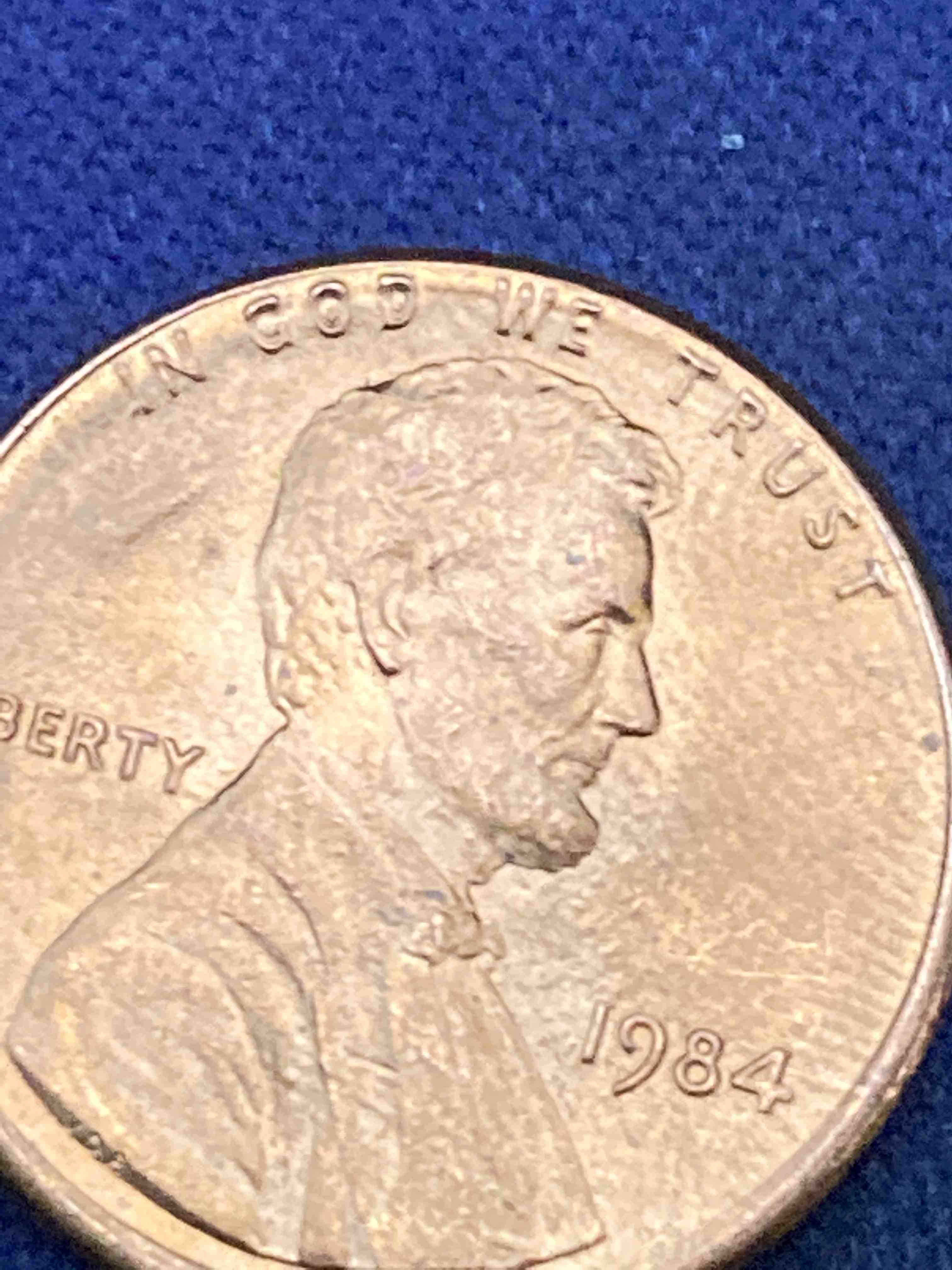 1984-Penny-Error-Letters-On-Top-Rim?