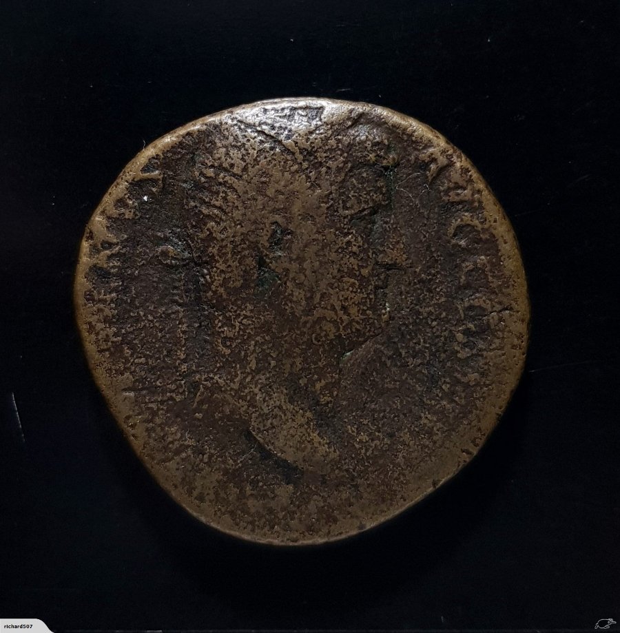 Hadrian-Sestertius-Coin.