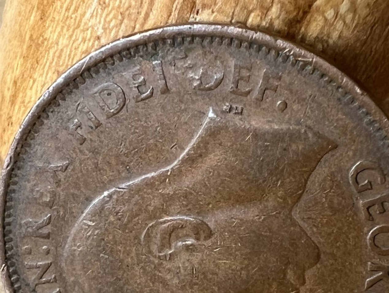 1951-Aust-Half-Penny-Error-Query