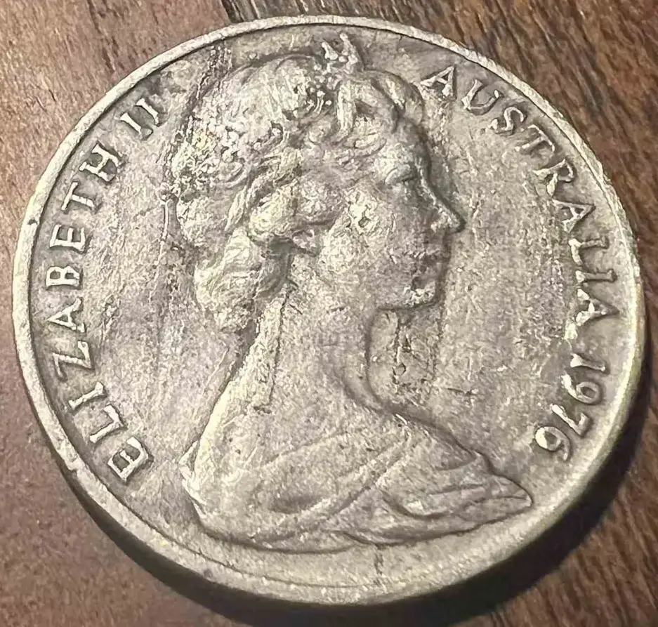 1976-Australian-20-Cent---Possible-Die-Error?-Or-Not?