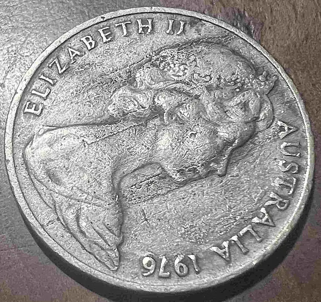 1976-Australian-20-Cent---Possible-Die-Error?-Or-Not?