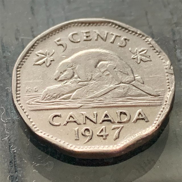 1947-Canada-Nickel-5-Cents-Extra-Metal-+-Weak-Strike
