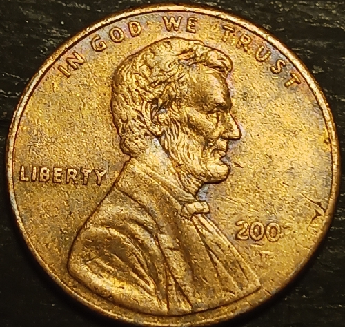 200?-Lincoln-Cent-Looks-Like-A-Greaser-To-Me.