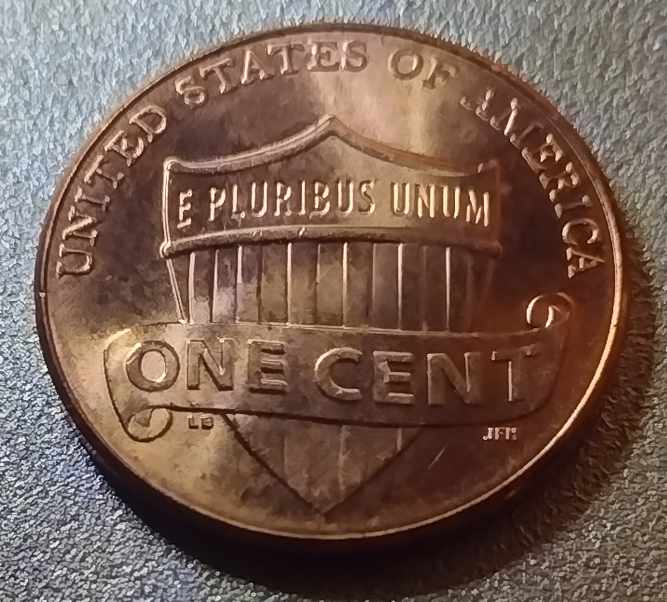2019-Lincoln-Cent-With-Extra-Letter-After-VDB-Not-V.