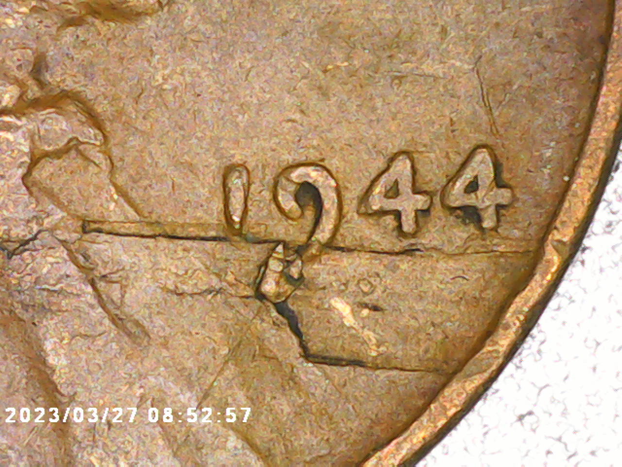 Is-This-A-1944-Broken-Die?-Or-Just-Damage?-Cent