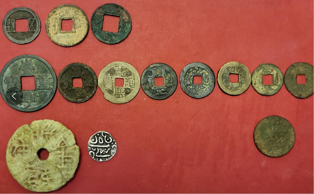 Hello-From-China-With-A-Very-Small-Ancient-Coin-Collection