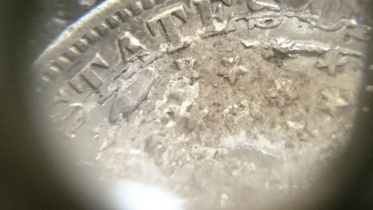 Can-Anybody-Help-Me-Understand-What's-Going-On-With-This-1904-Half-Dollar?