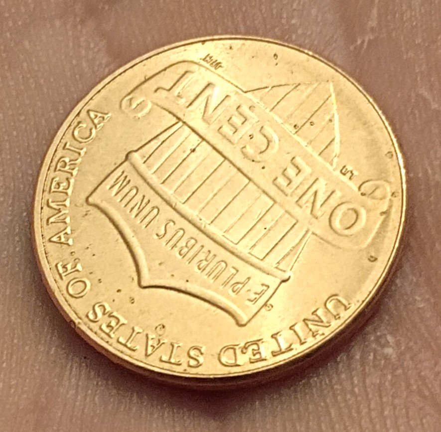 2025-D-Ring-Around-The-Obverse-And-Reverse-Side-Offset-Of-The-Rim
