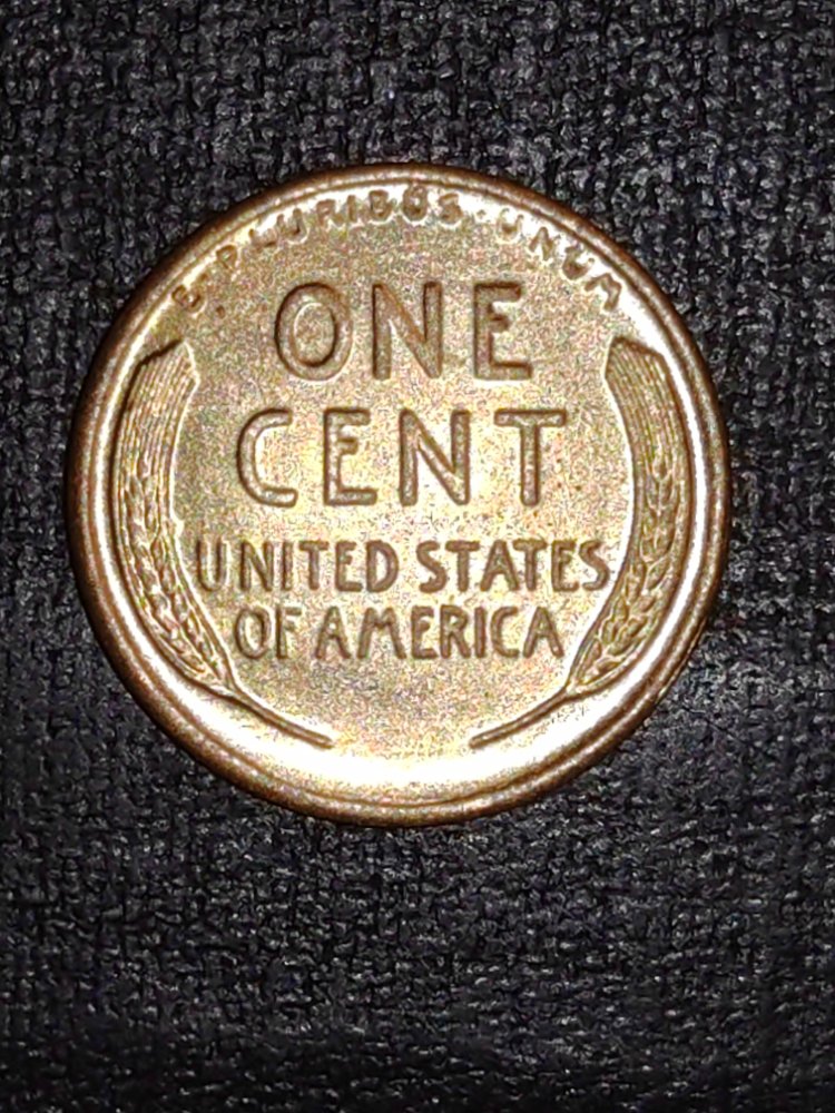 1943-Copper-Penny-Does-Not-Stick-To-Magnet-Is-It-Real