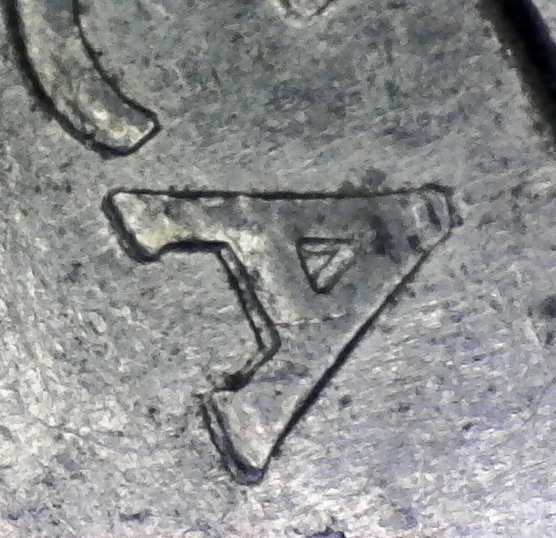 Trying-To-Determine-Type-Of-Doubling-On-2000-Maryland-State-Quarter